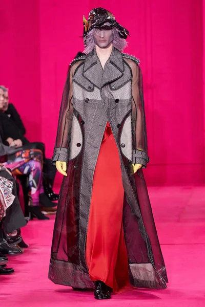 Look 46